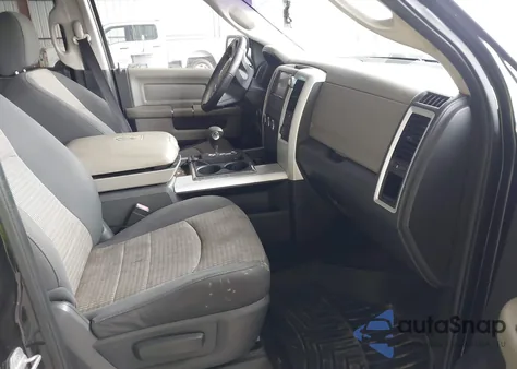 2011 Dodge Ram 1500 z USA, uszkodzony, nr VIN 1D7RB1GP6BS560838